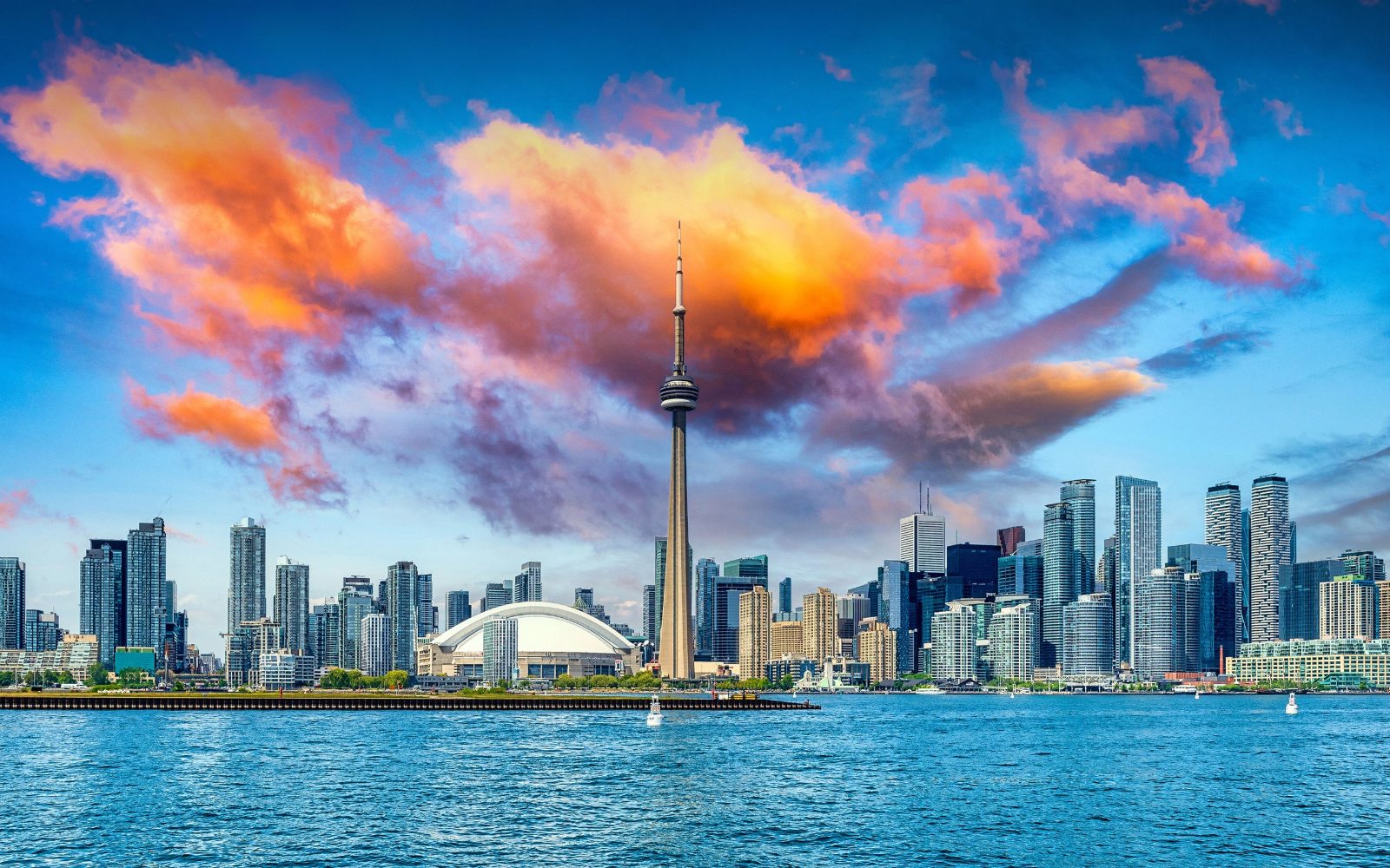 Boat Cruise Toronto on the Inner Harbour