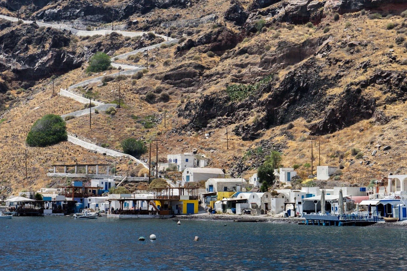 Thirassia Village