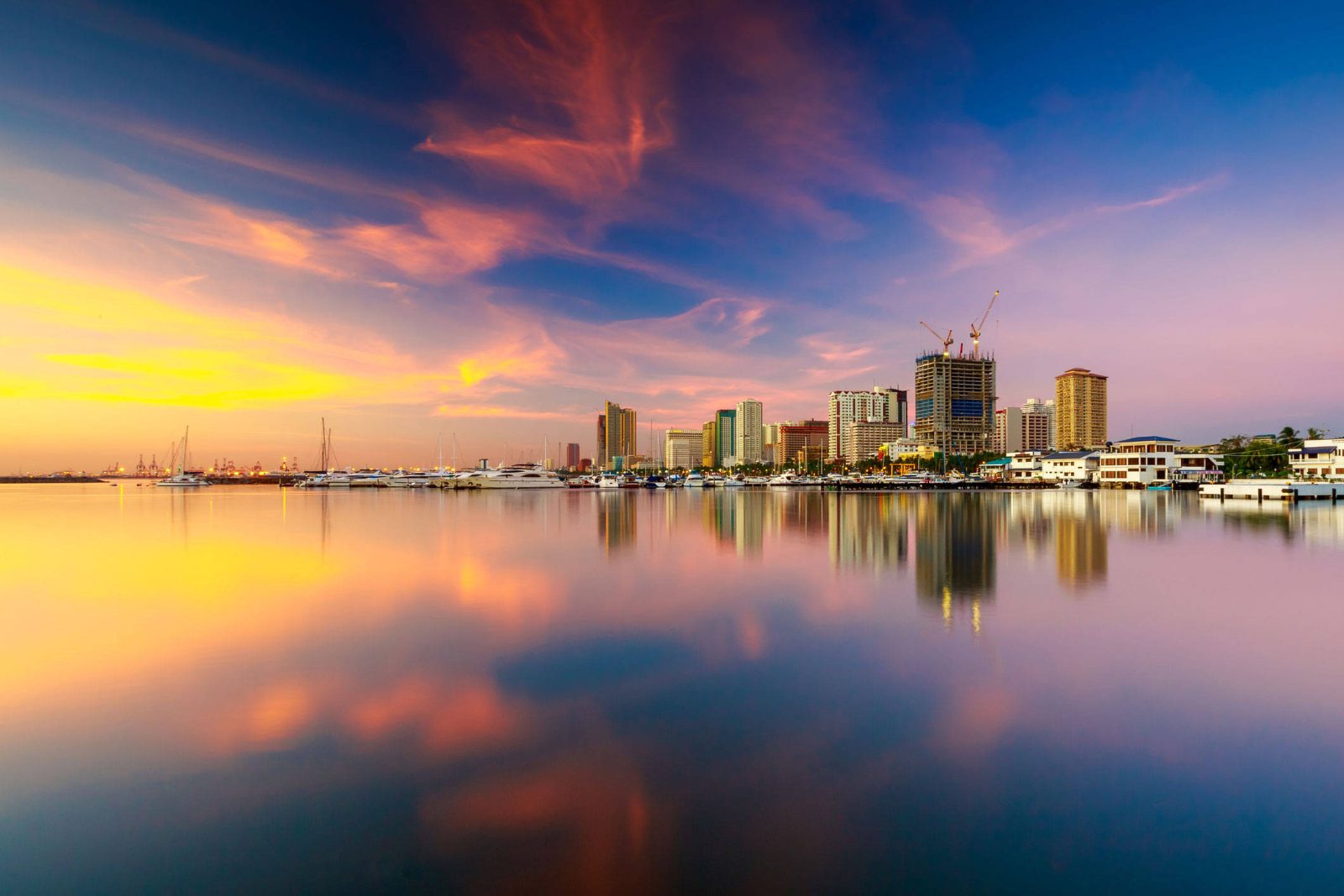 Manila Bay Cruise: Sunset Sailing Guide