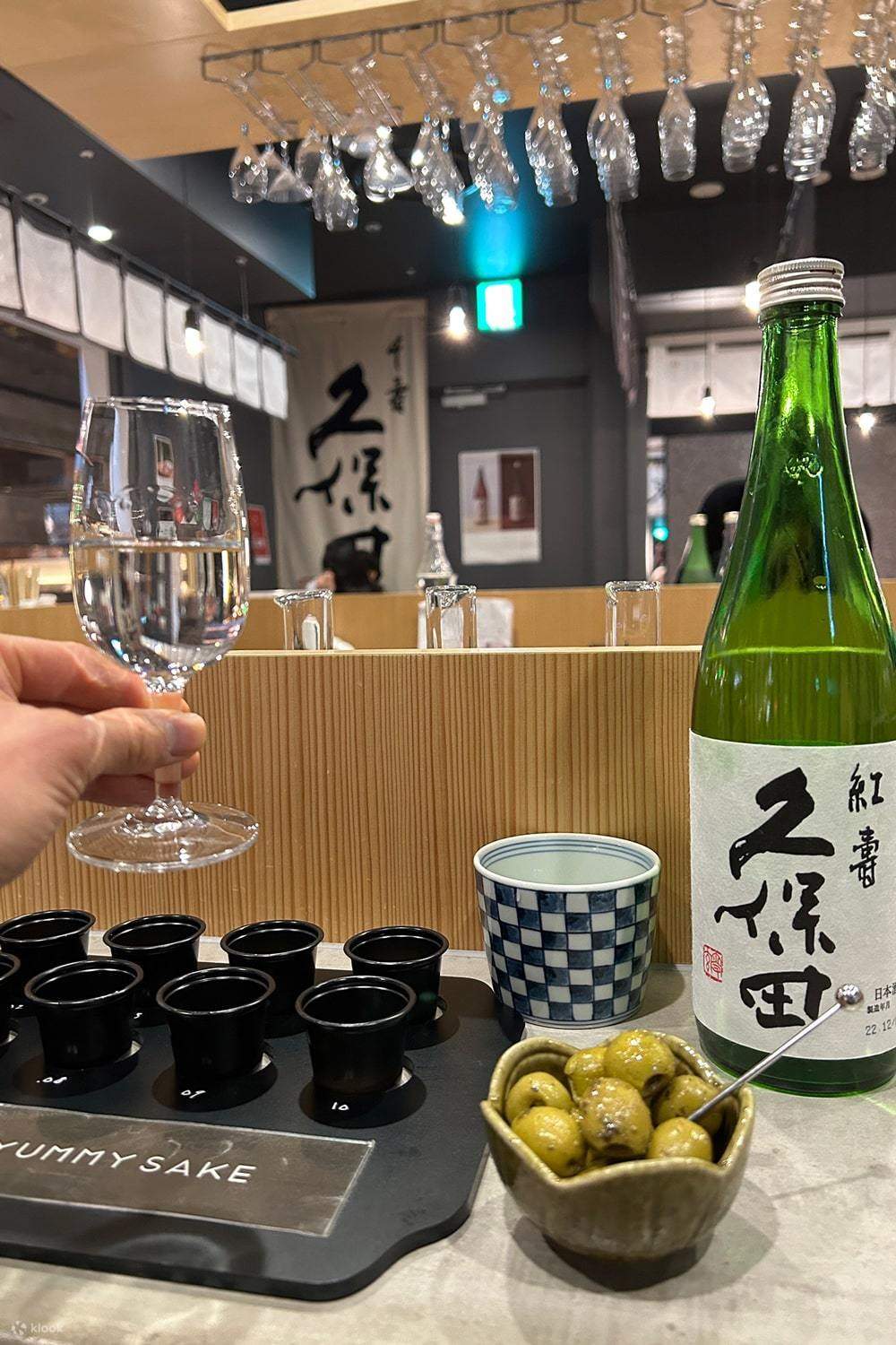 Sake Tasting Tokyo: Brewery Flights and Kura Visits