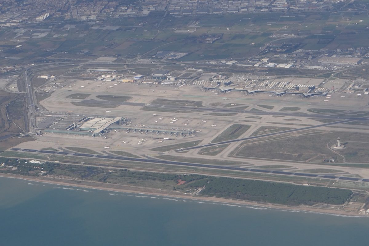 Runway Observation Points