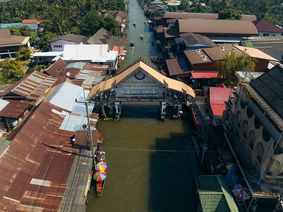 Damnoen Saduak Floating Market Tour Experience