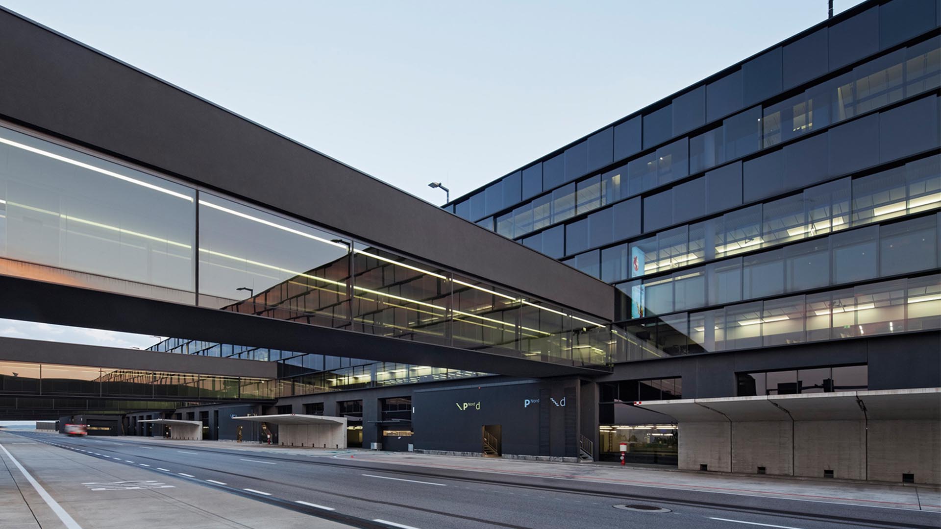 Vienna Airport Transfer: Door-to-Door Rides