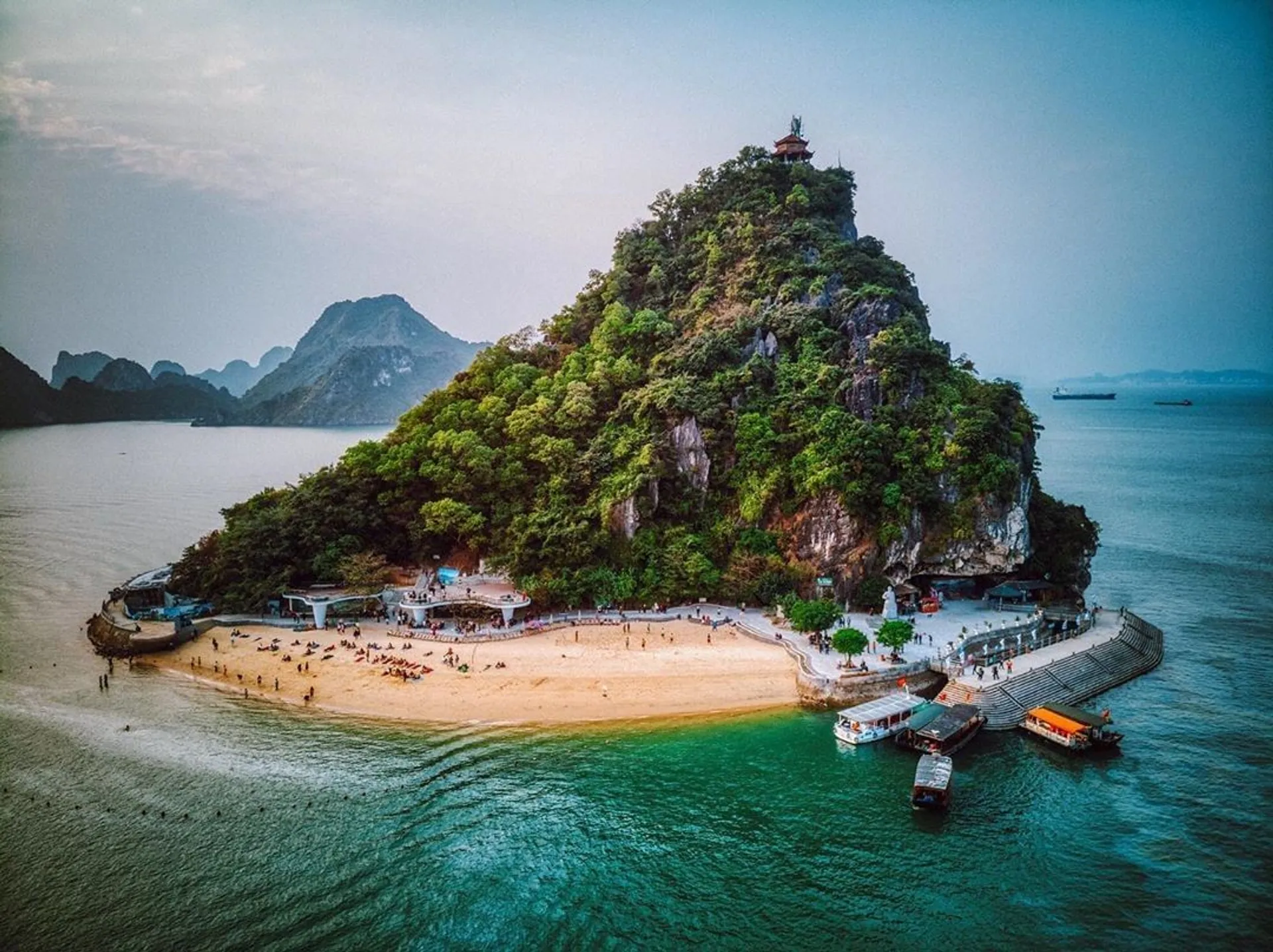 Ti Top Island