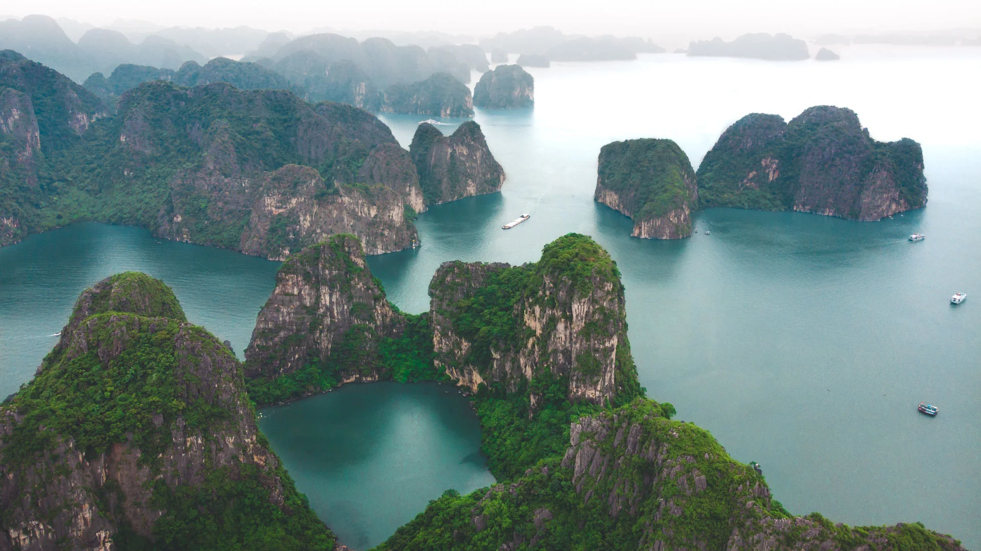 Halong Bay Tour from Hanoi Overview