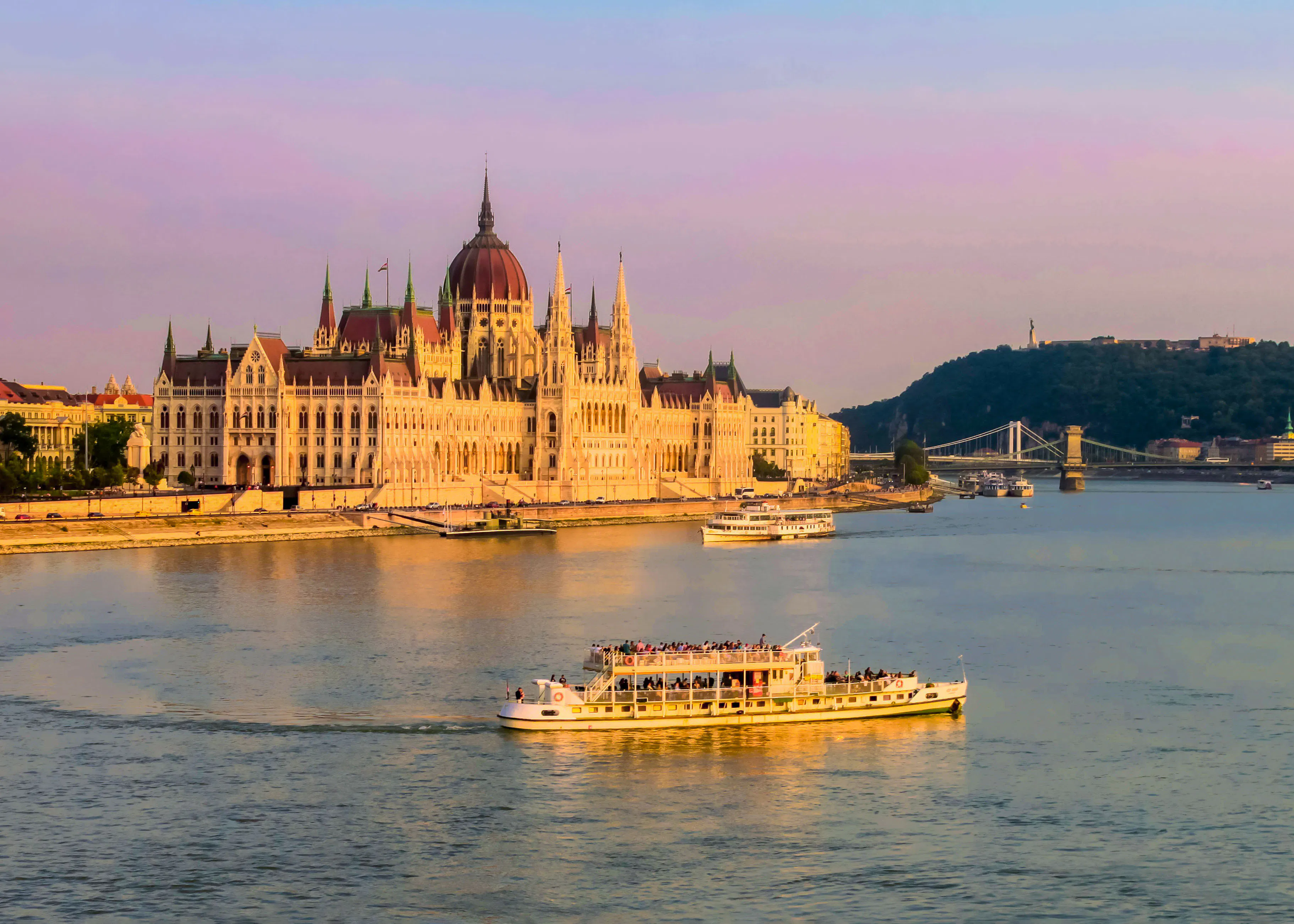 Your experience at Budapest Boat Tour