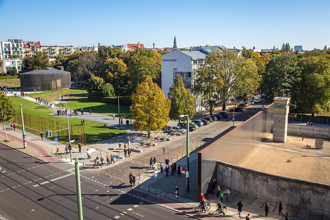Berlin Wall Tour Through Cold War History