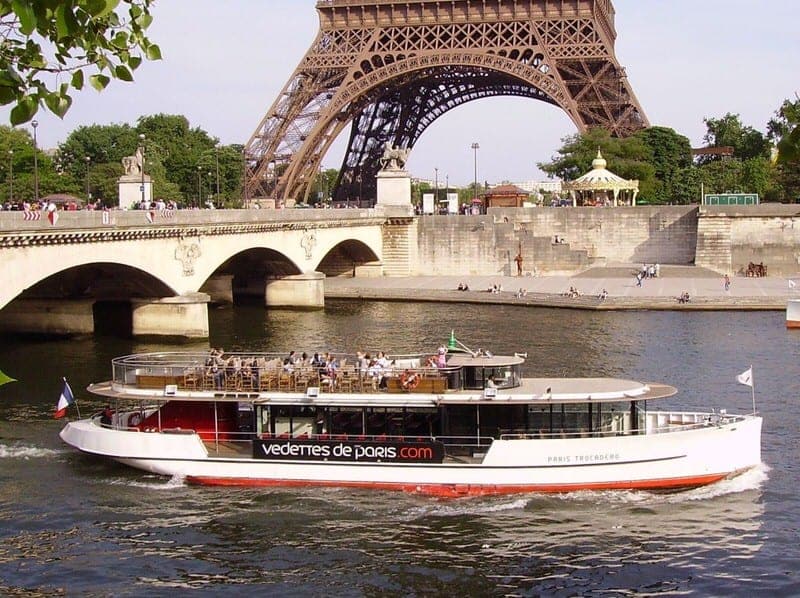 Your experience at Paris Boat Trip