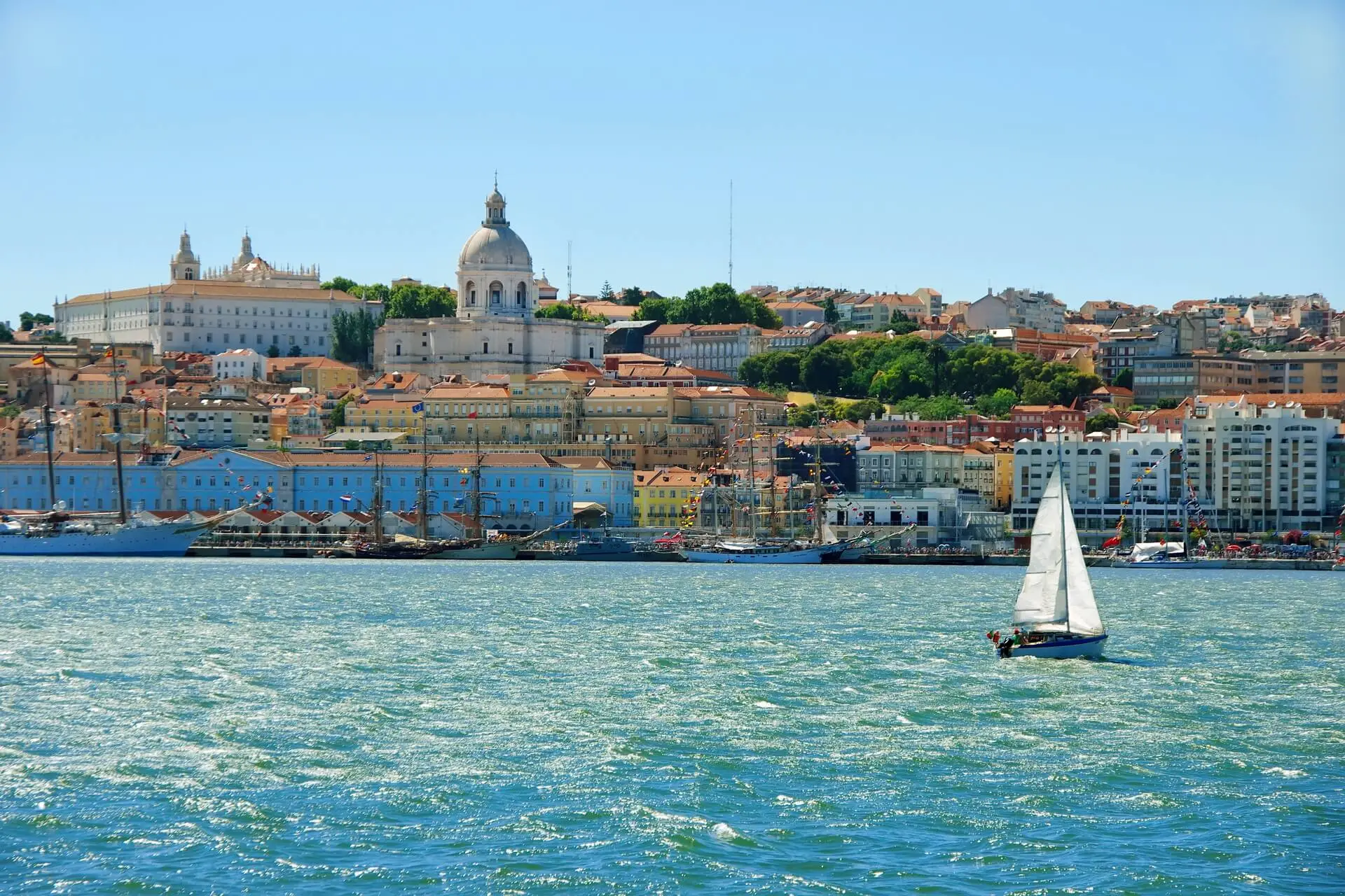 Lisbon Boat Tour