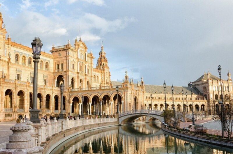 Seville Walking Tour Free