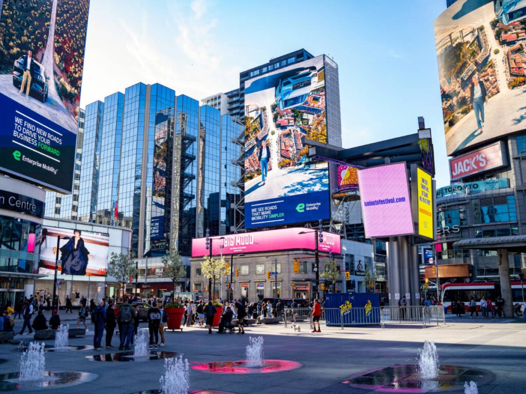 Yonge-Dundas Square