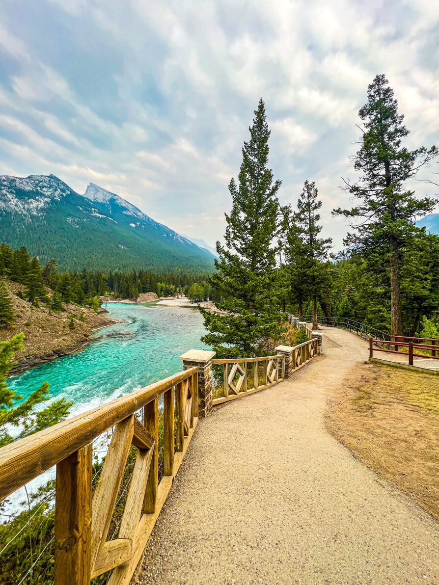 Bow River Loop Trail