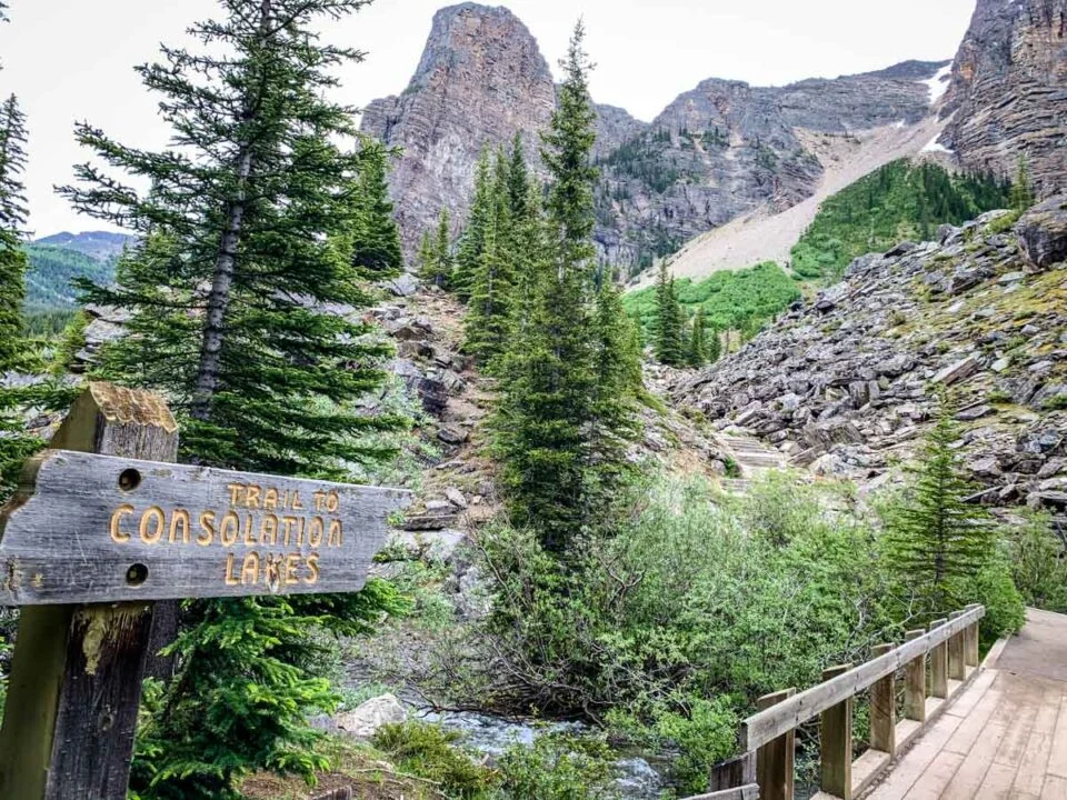 Consolation Lakes Trail