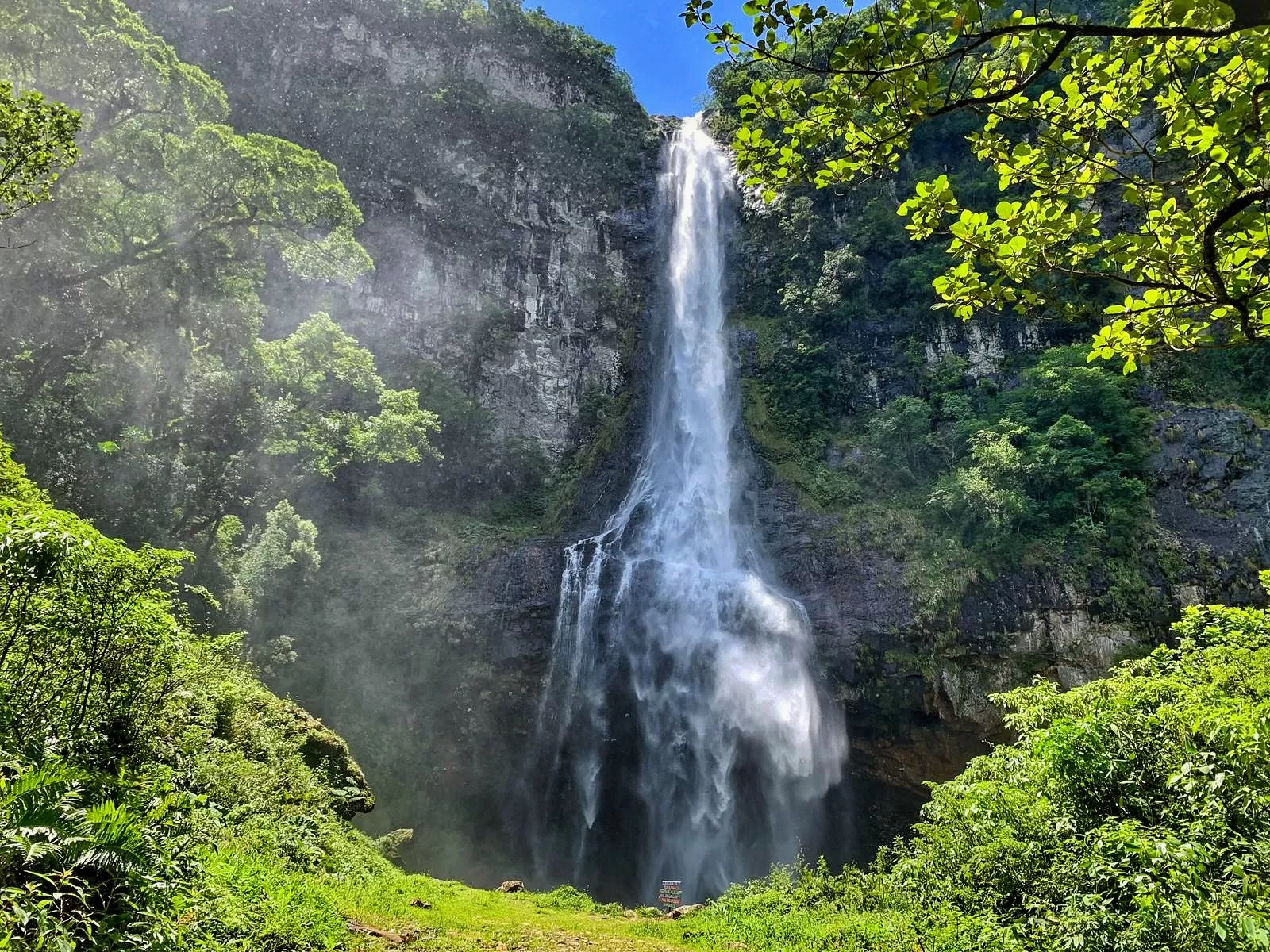 Cascata da Ribeira da Pedra Branca
