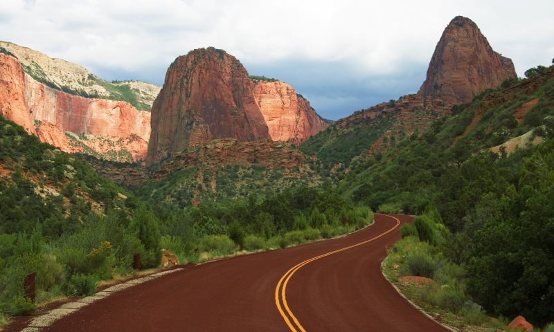Transportation From Las Vegas to Zion National Park