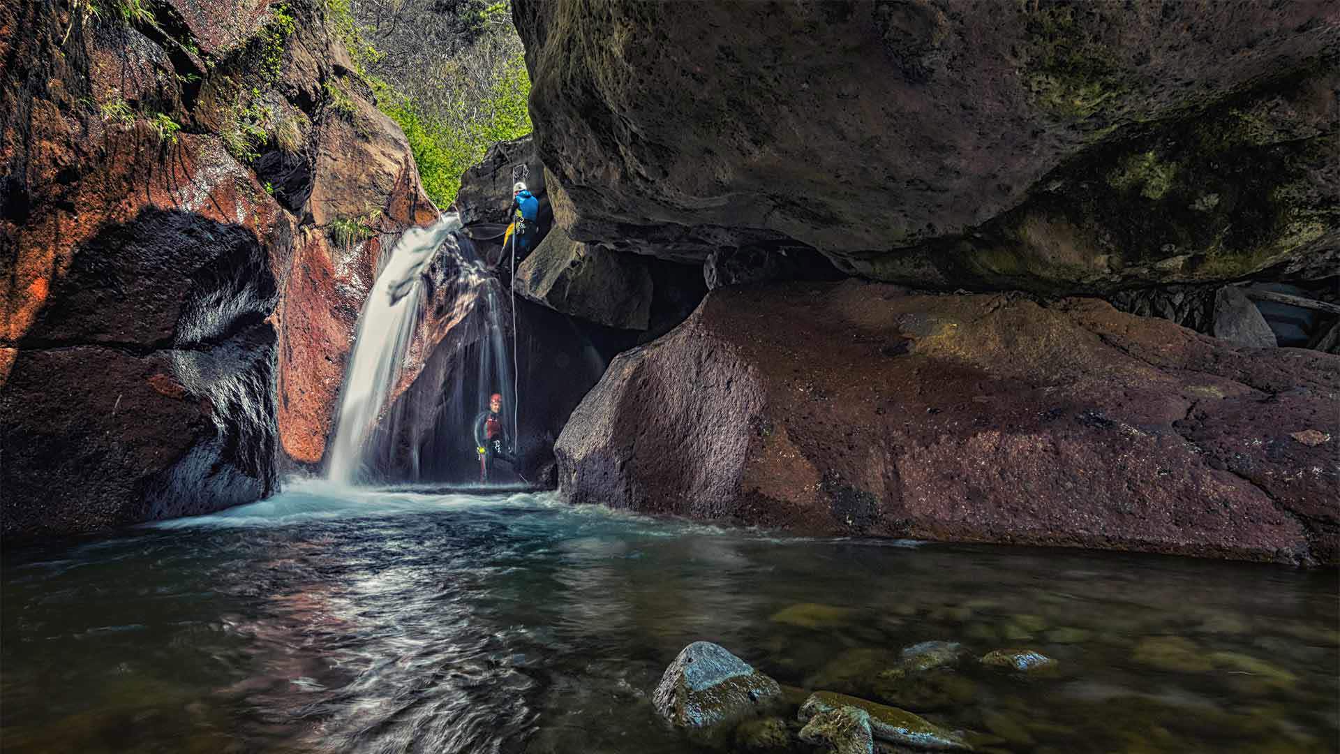 The Lower Cascades