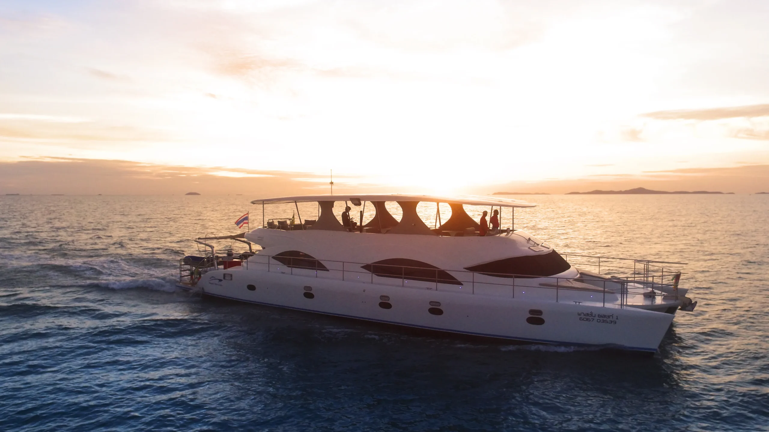 Bachelor Yacht Party Pattaya
