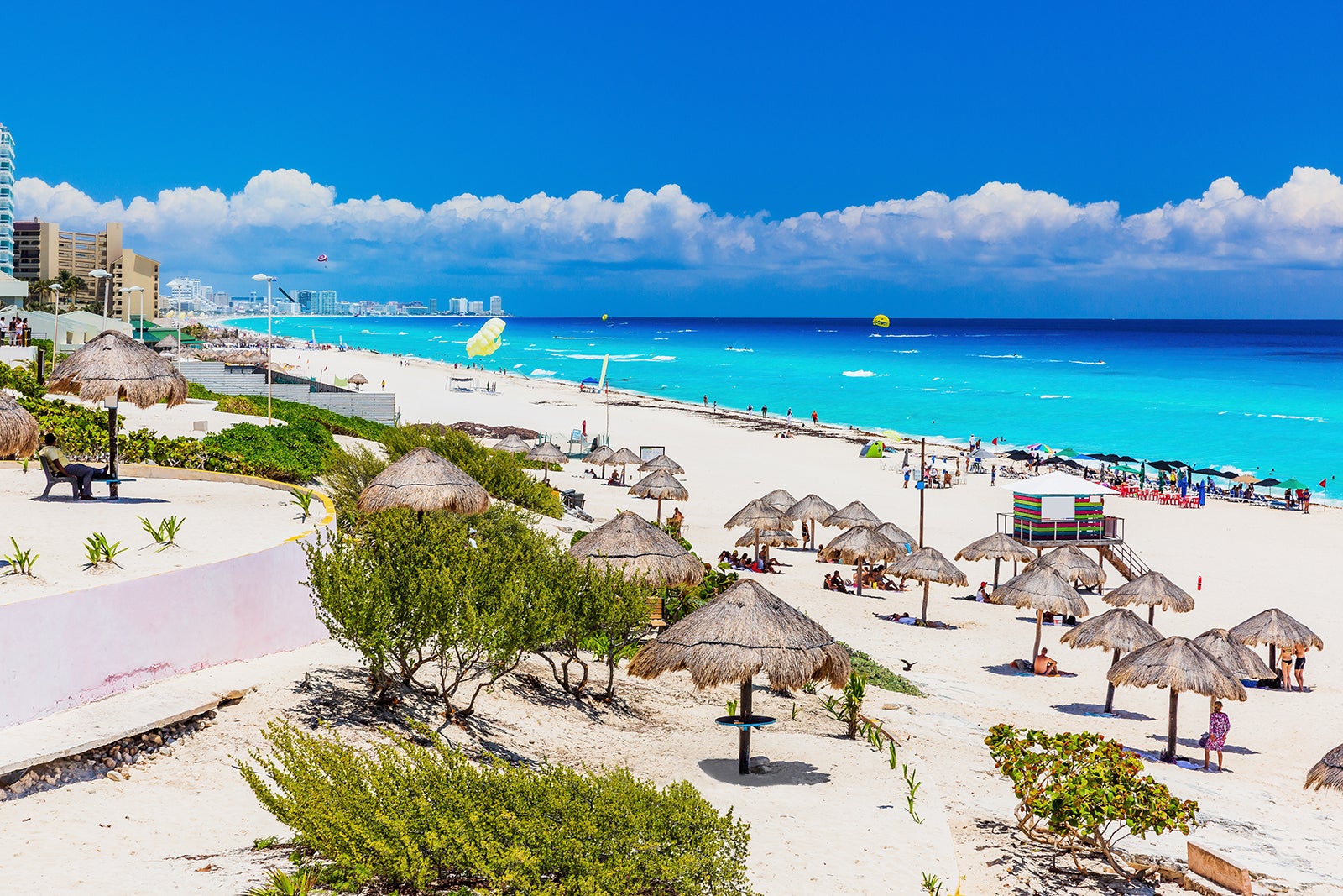 Playa Delfines