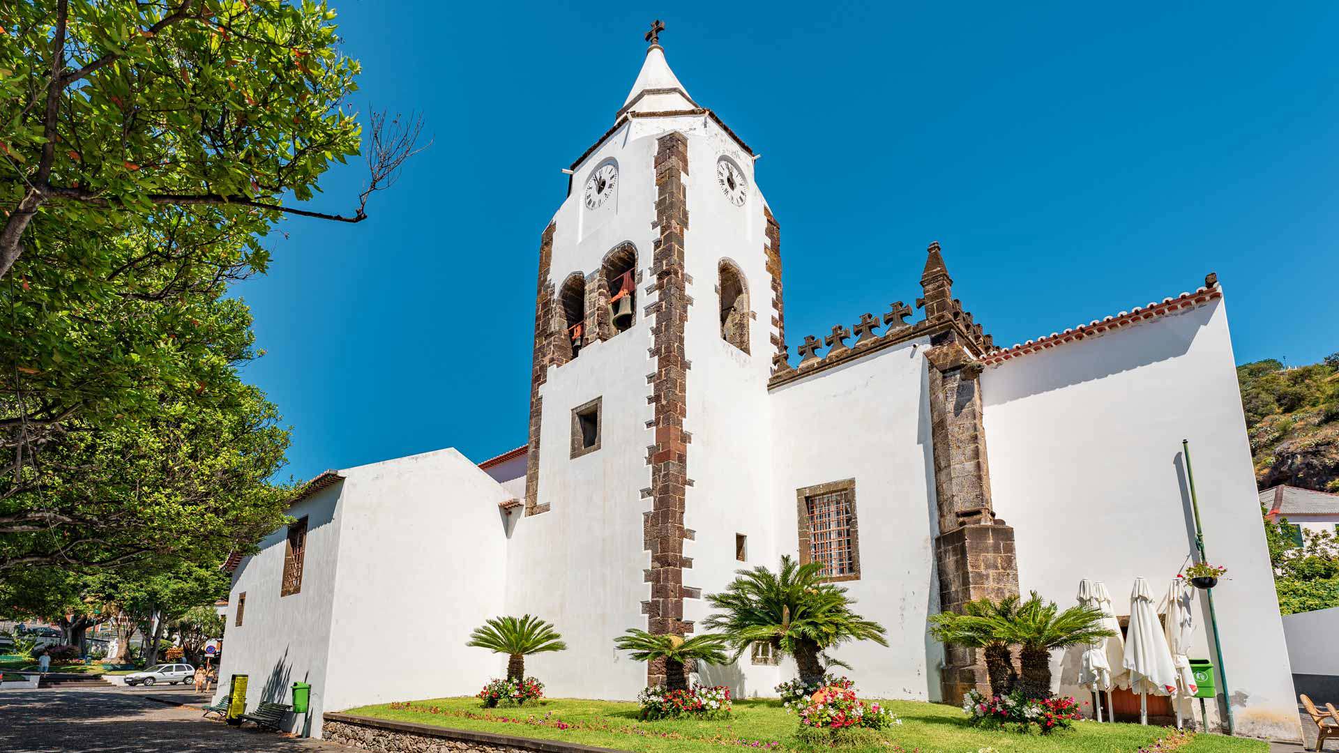 Santa Cruz Church
