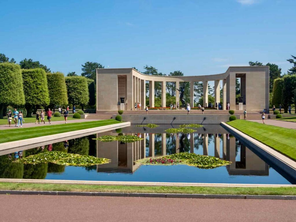 Memorial Colonnade