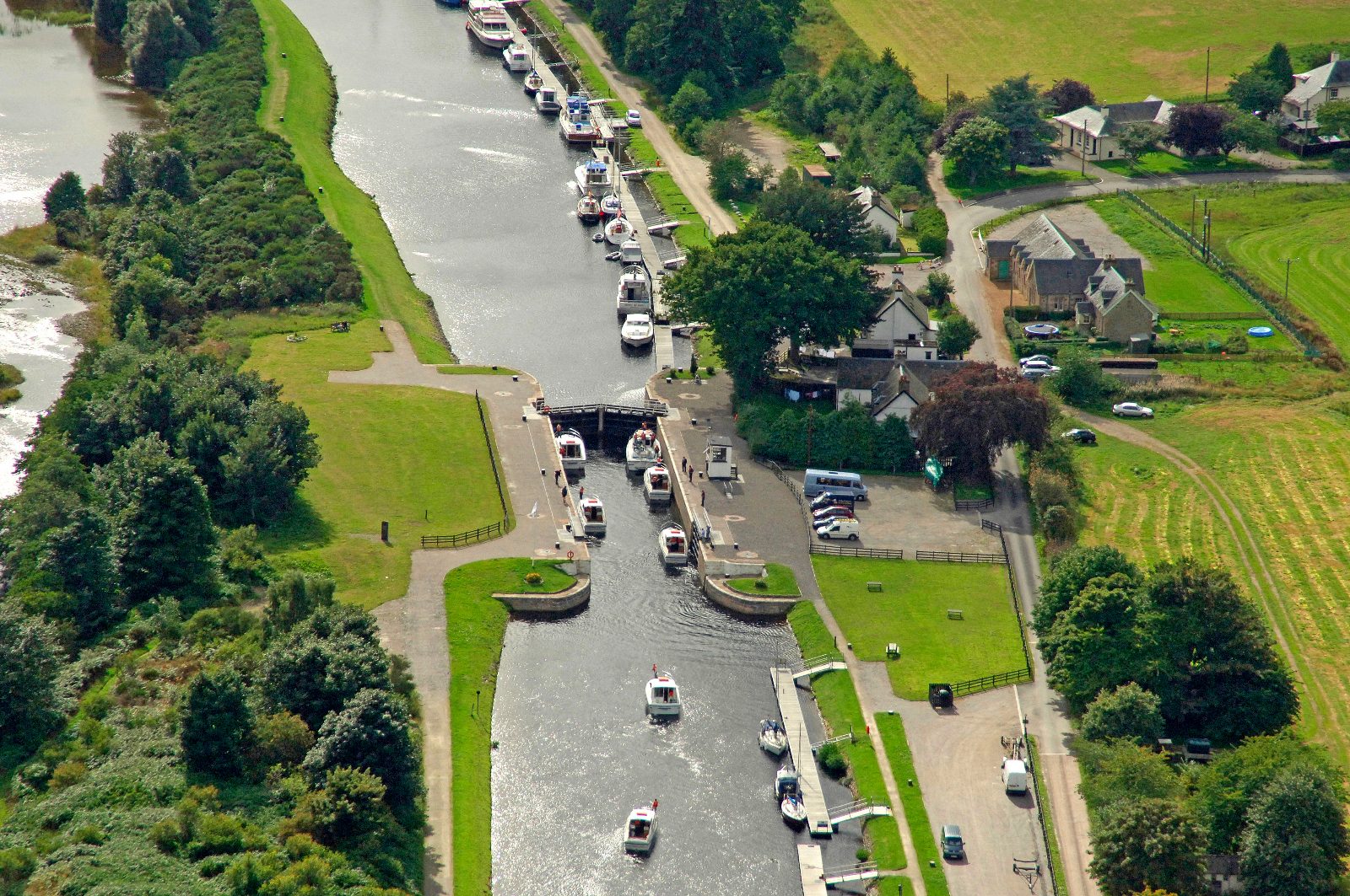 Dochgarroch Lock