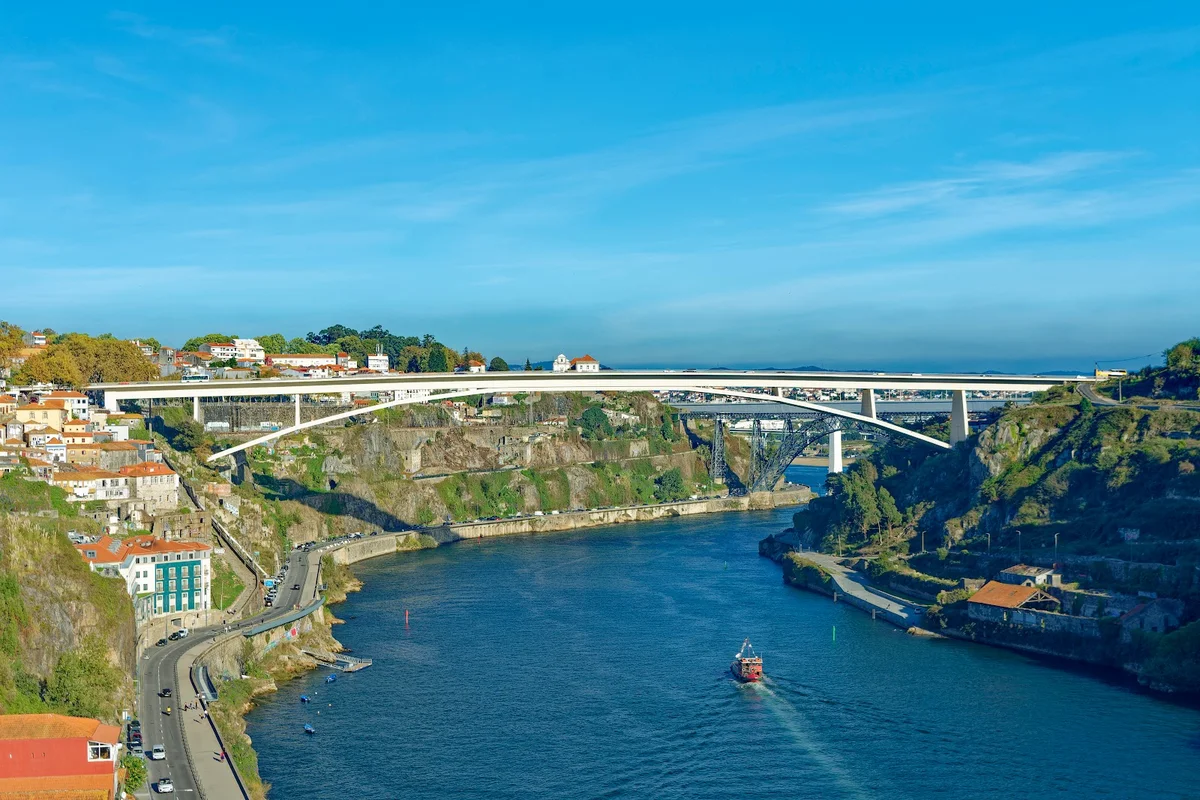 Ponte Infante D. Henrique