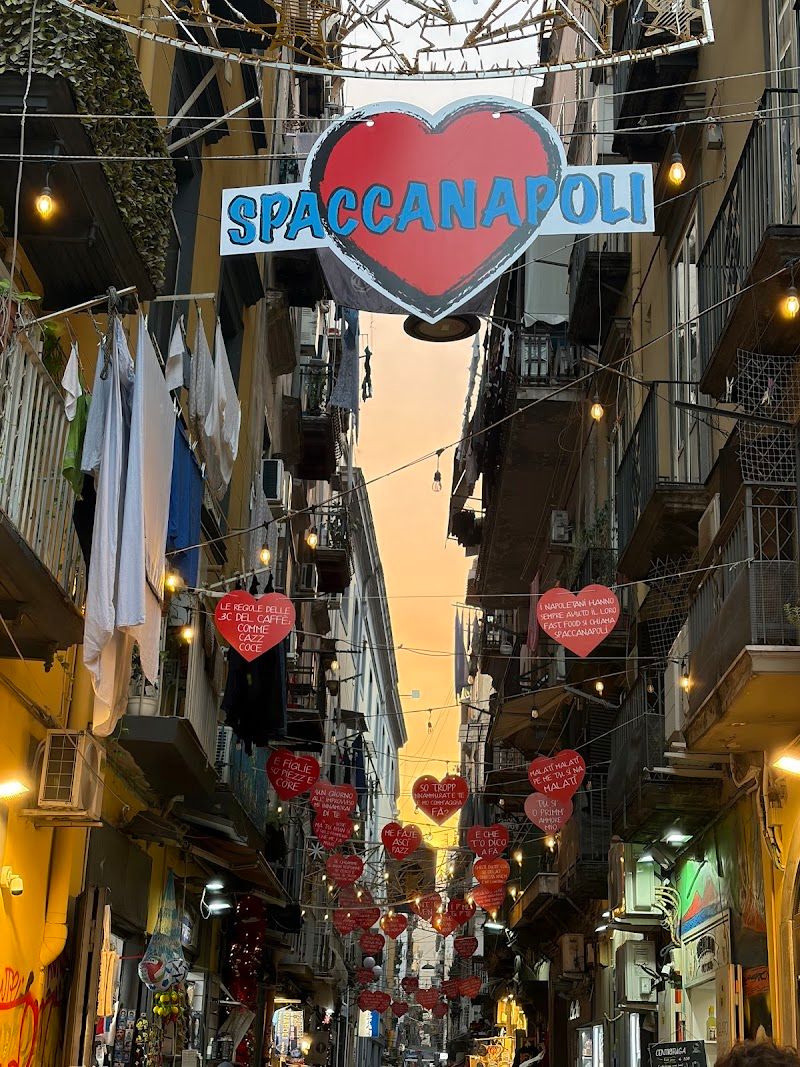 Is Naples Walkable