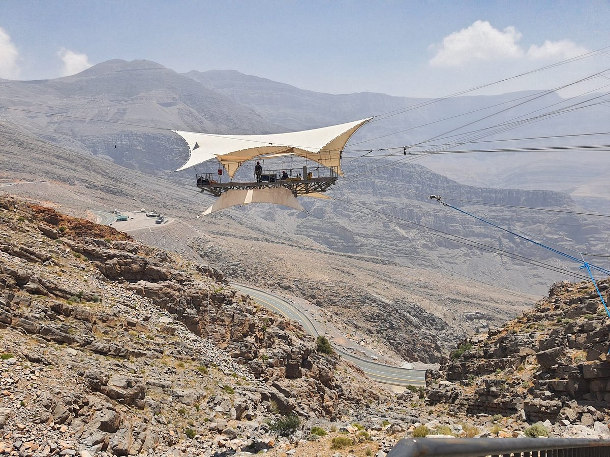Suspended Landing Platform