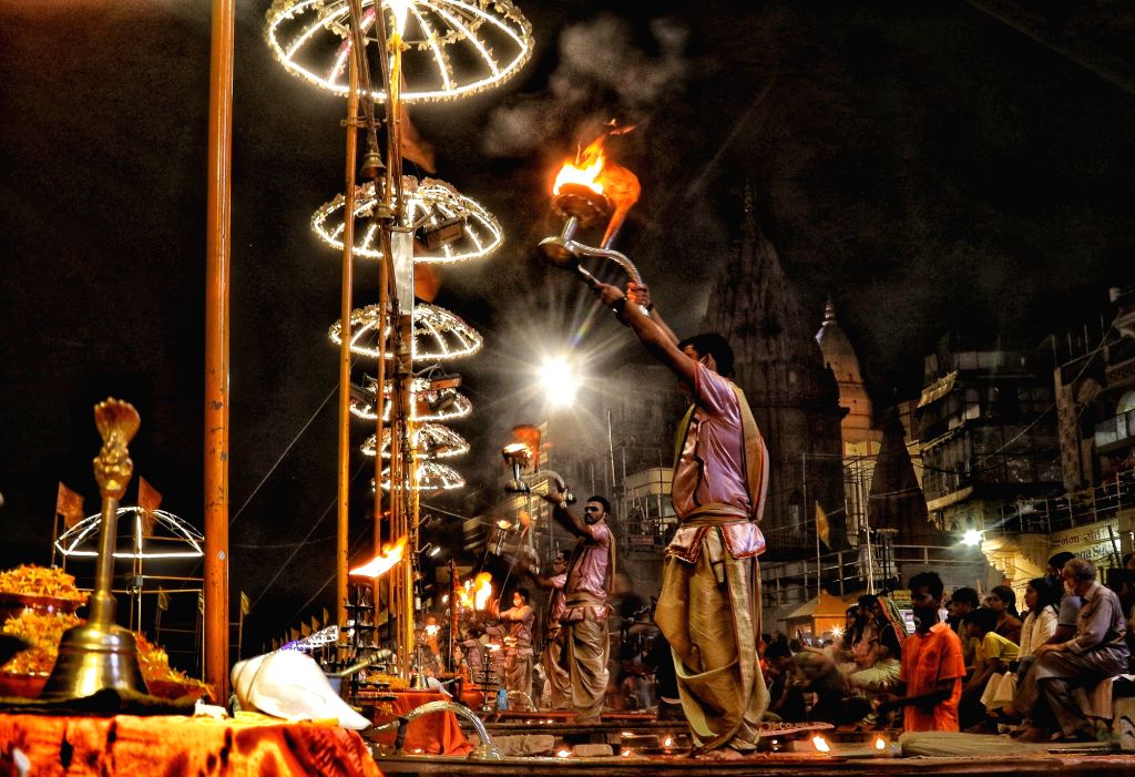Dashashwamedh Ghat Aarti