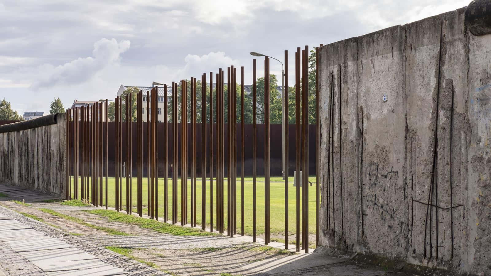 Memorial Grounds