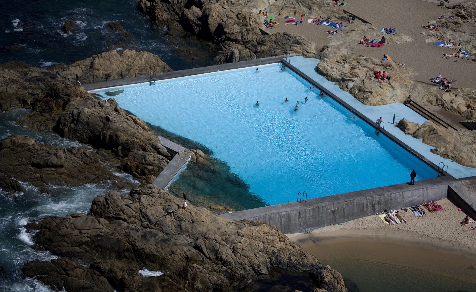 Siza Vieira Swimming Pools