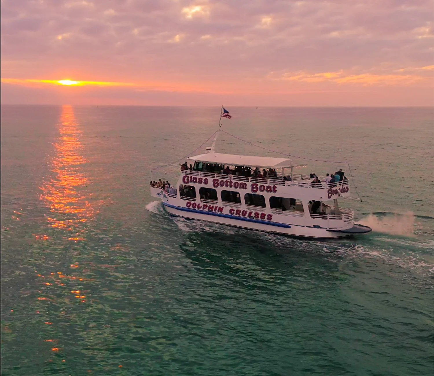 Crociera al tramonto con delfini a Destin Harbor