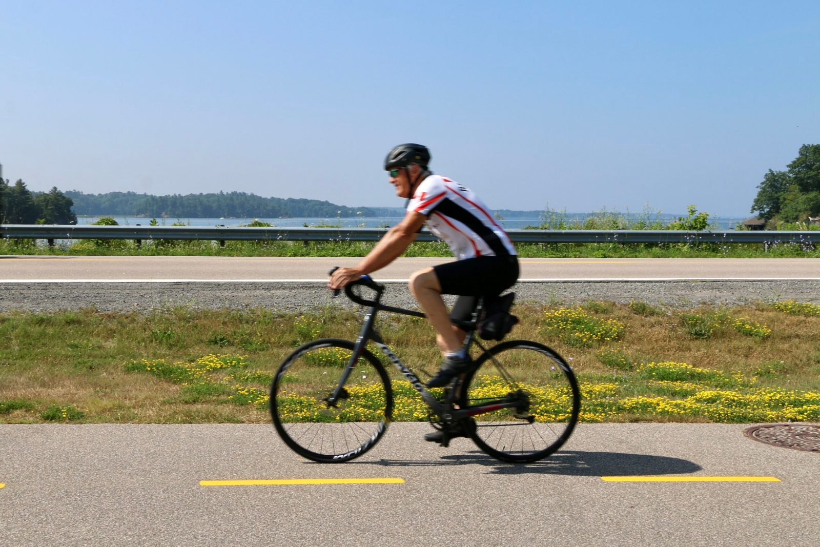 1000 Islands Parkway Trail