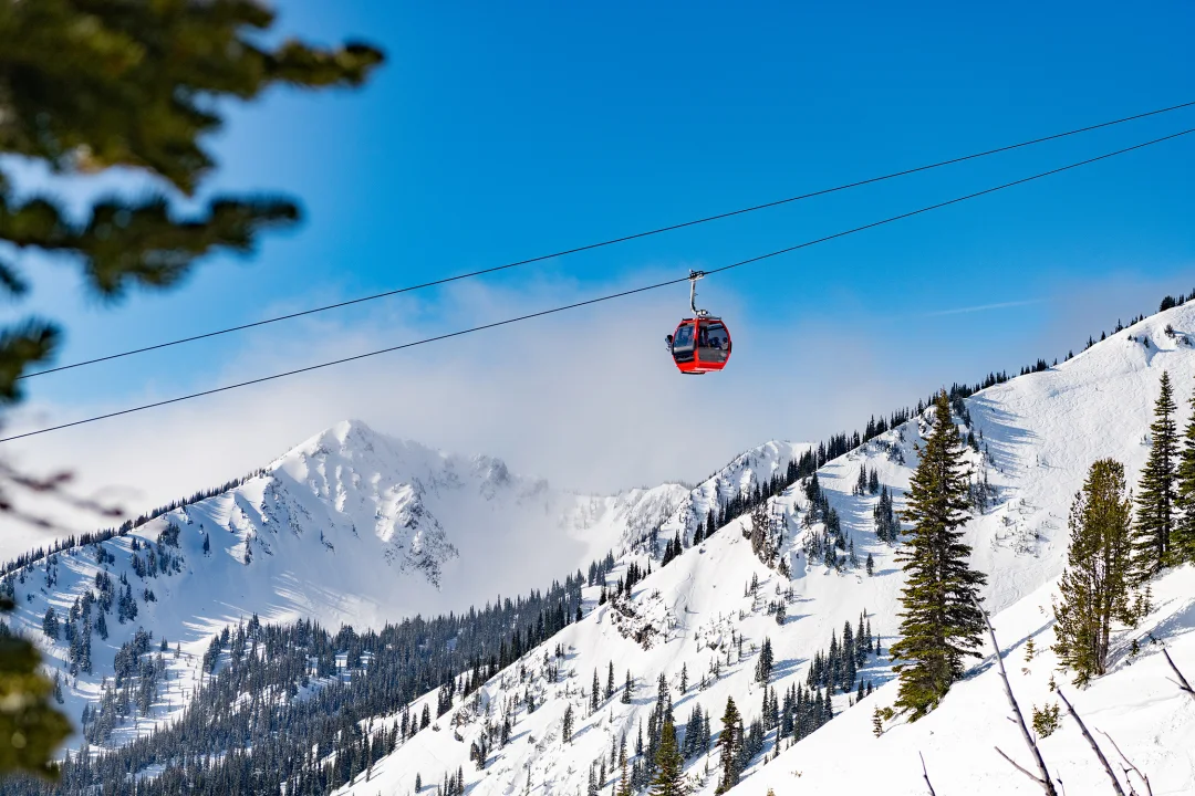 Crystal Mountain Crossing