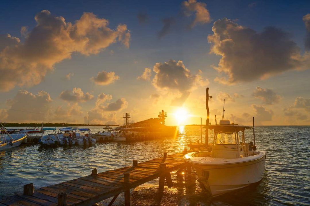 Muelle del puerto de Chiquilá