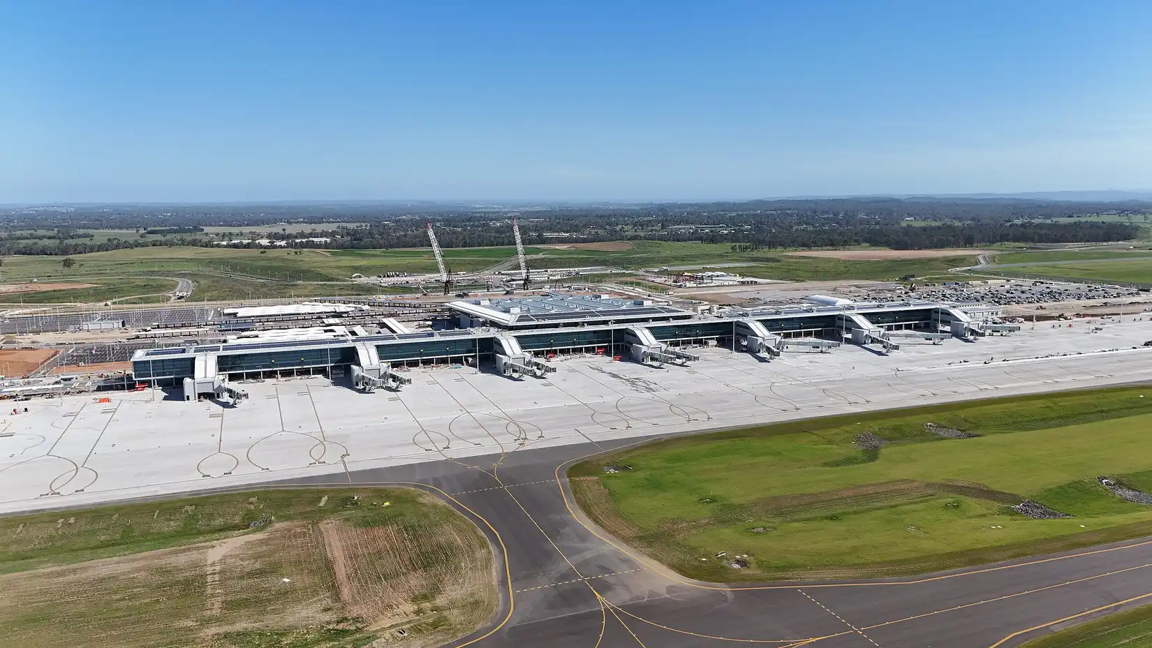 Sydney Airport Transfer From International to Domestic