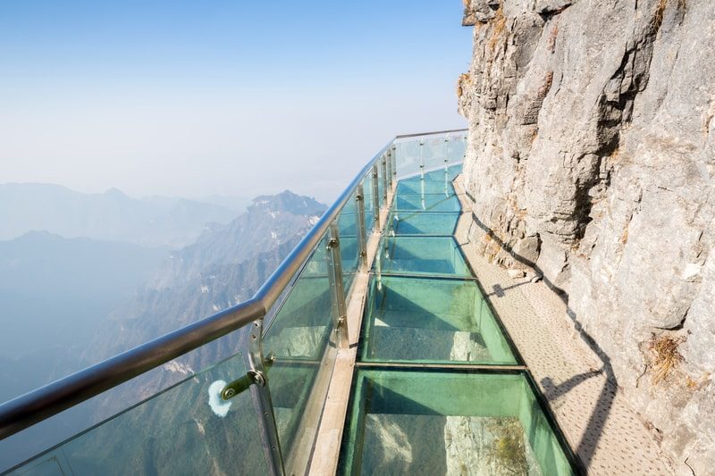 The Coiling Dragon Cliff Skywalk