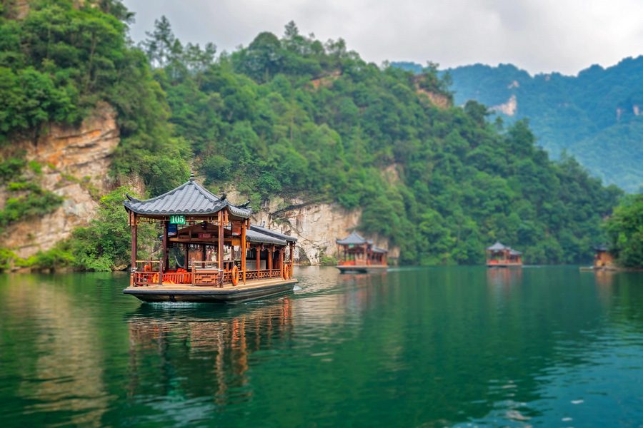 Baofeng Lake Boat Deck