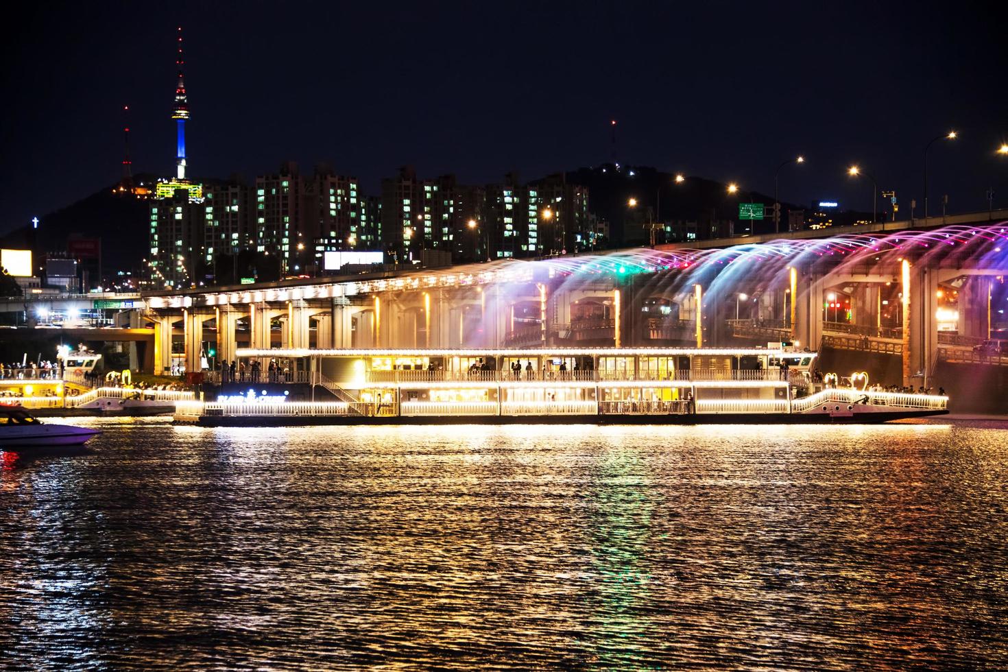 Your experience at Han River Night Cruise