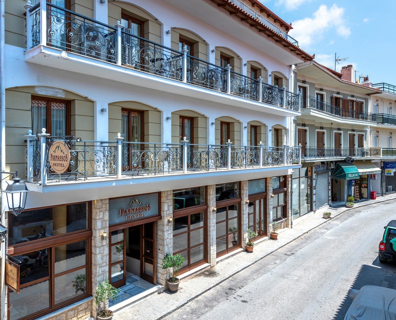 Hotel Parnassos