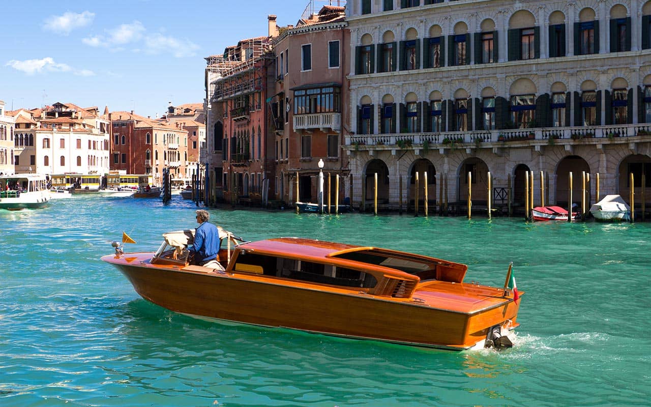 Private Water Taxi Venice Airport to Lido