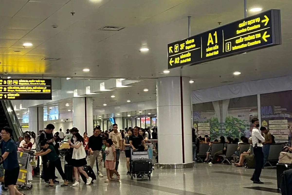 Arrivals Hall Meeting Point