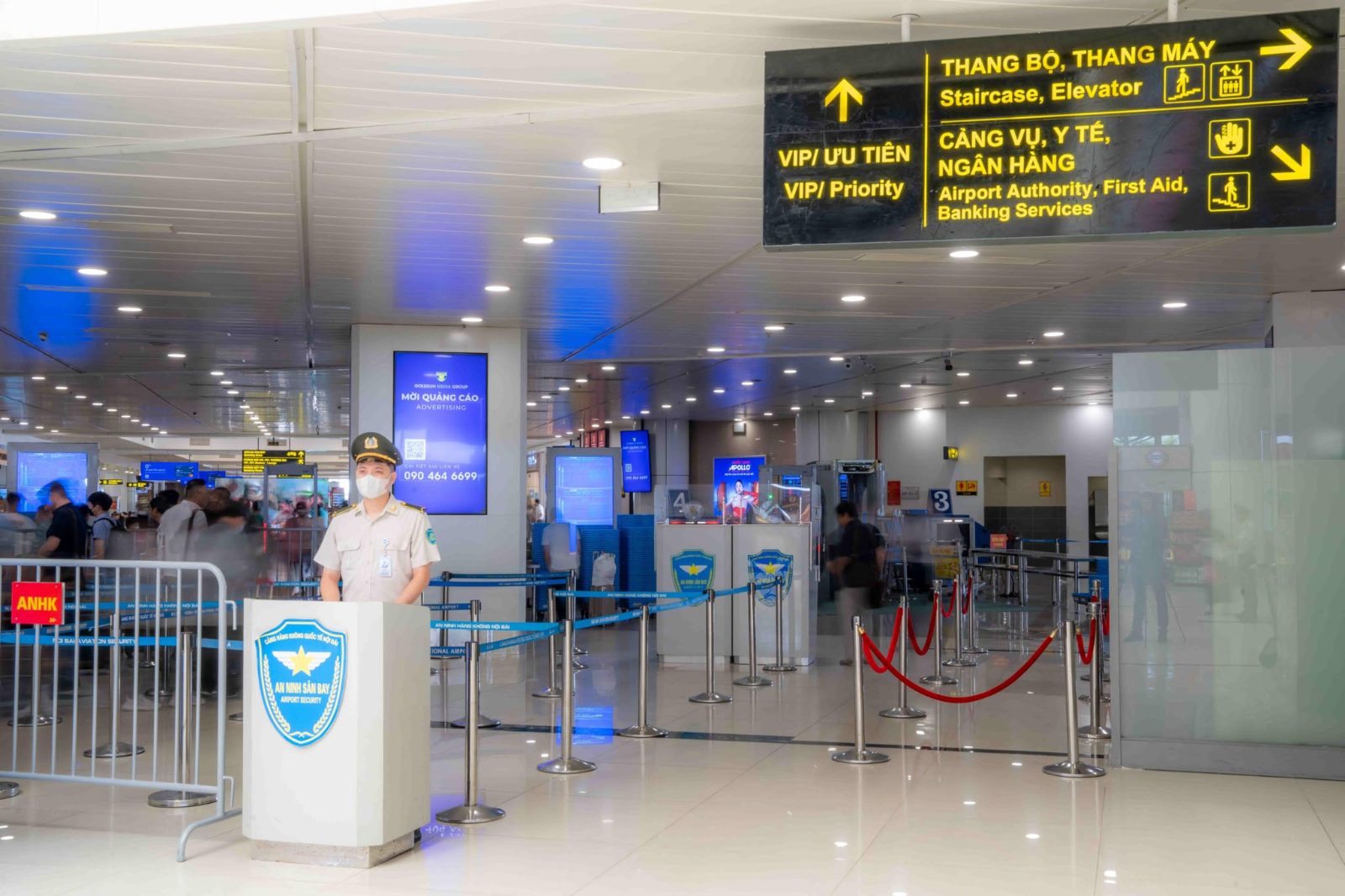 Arrivals Hall Signage