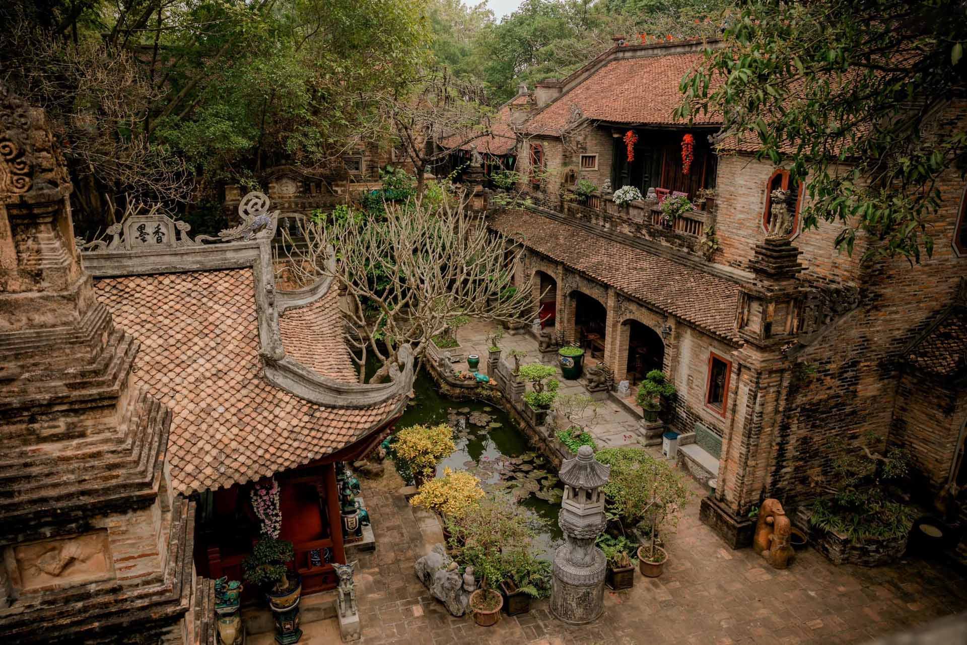 Thanh Chuong Palace