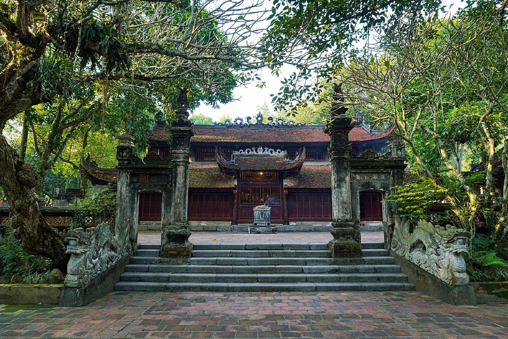 Soc Son Temple