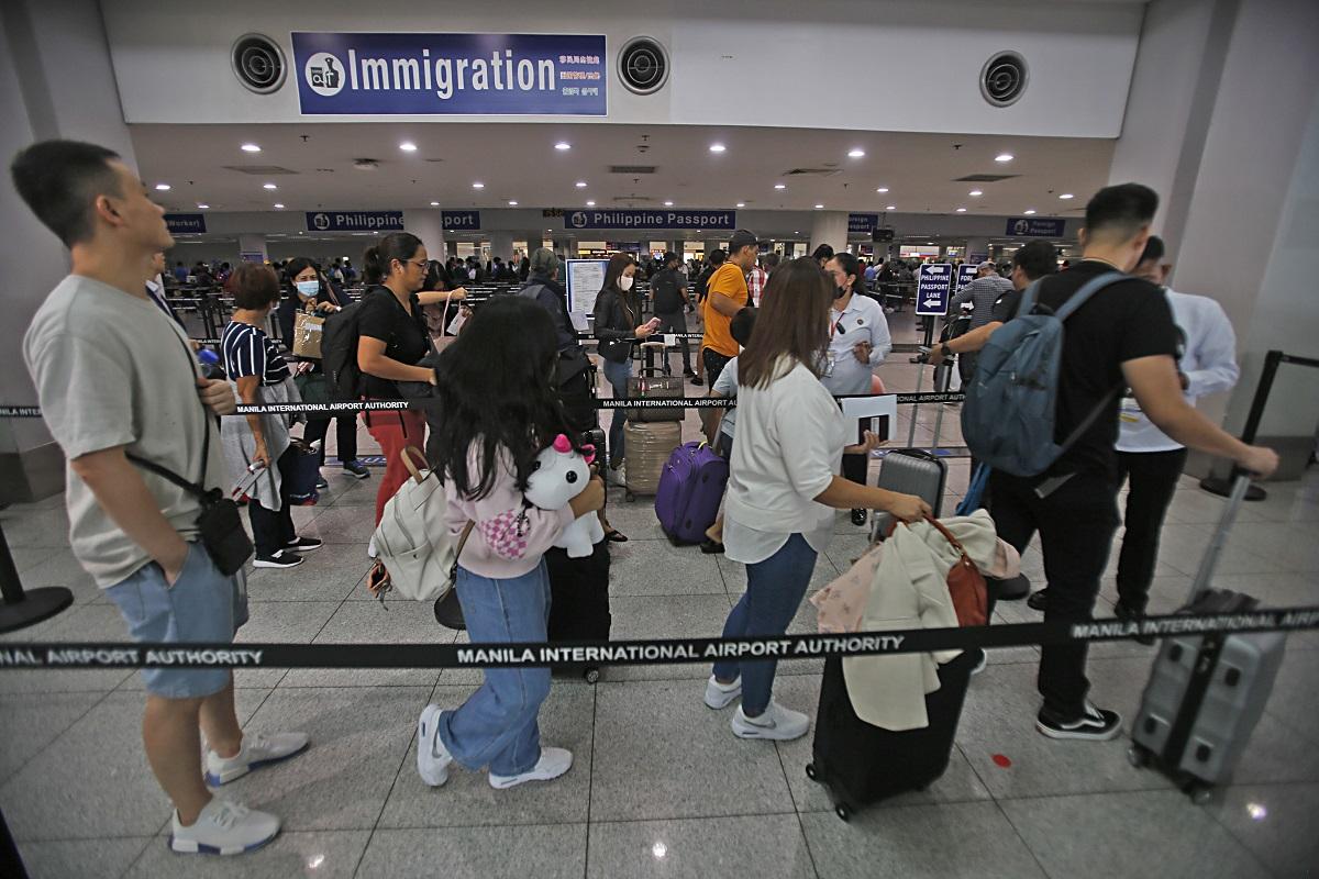 Hanoi Airport Fast Track Departure