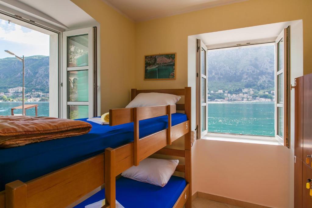 Budget Hostel