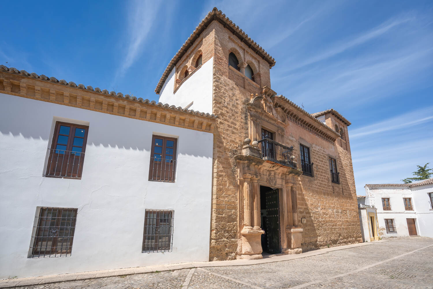Mondragón Palace