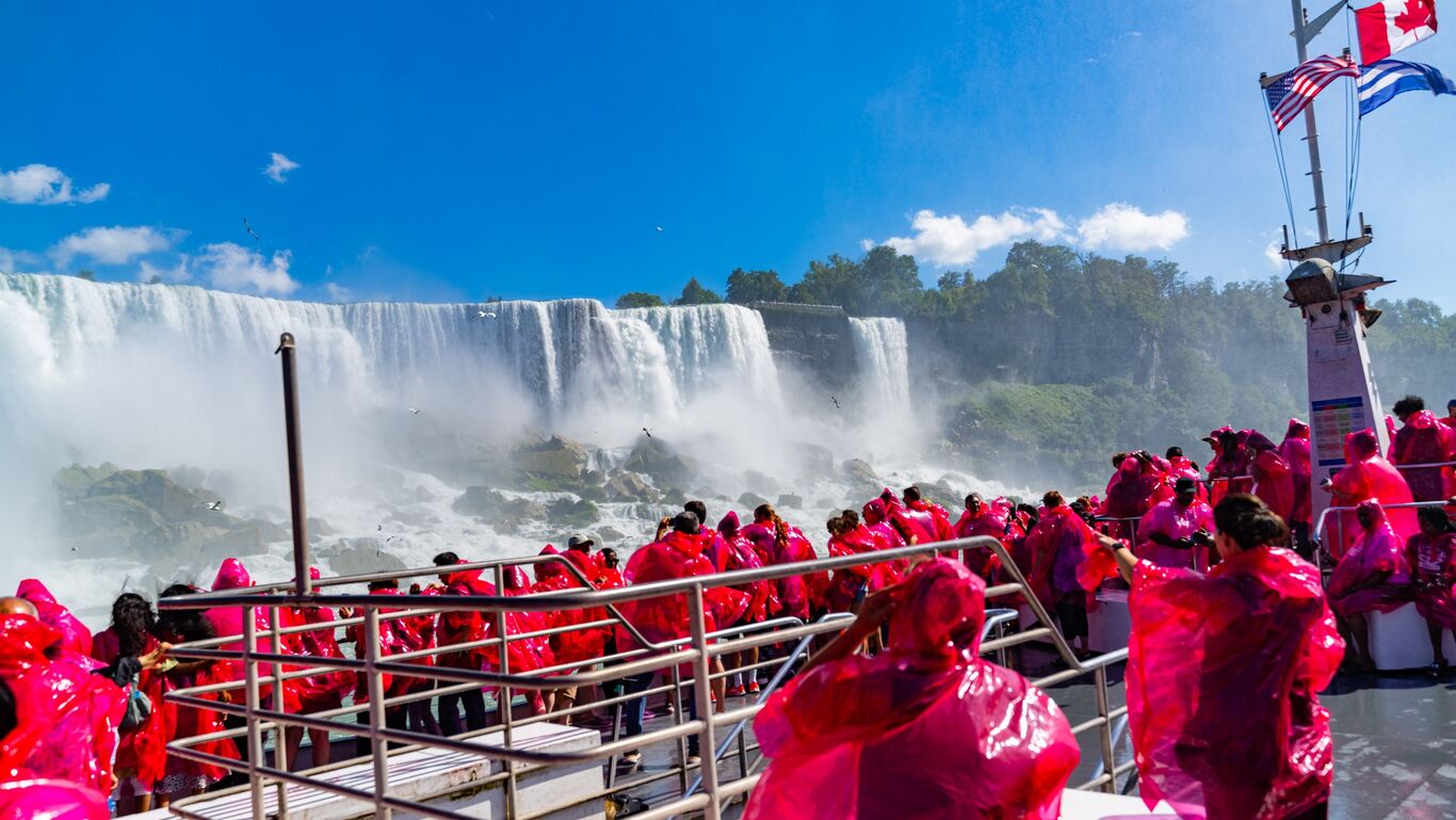 Your experience at Niagara Falls Fireworks Cruise