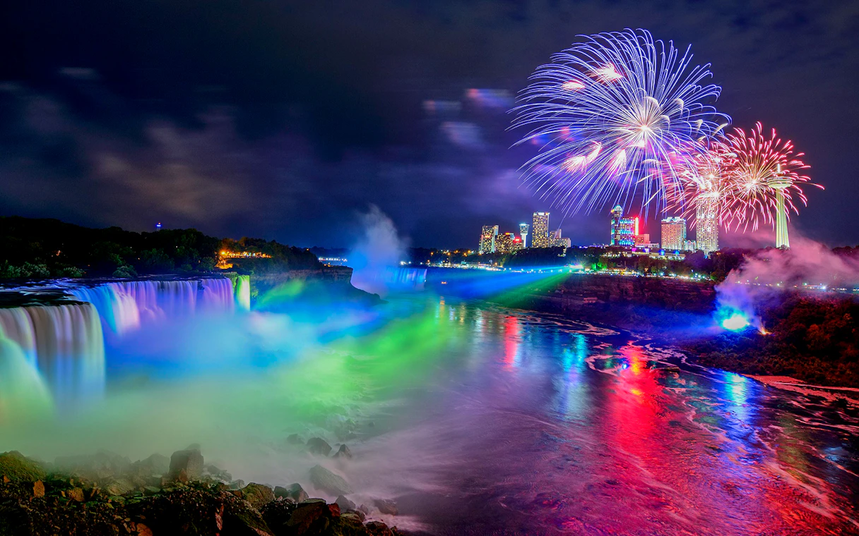 Niagara Falls Fireworks Cruise
